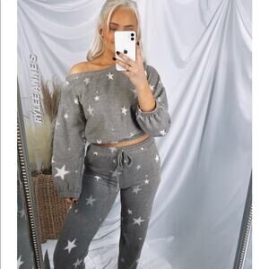 Long sleeve off the shoulder Cropped top high waisted sweatpants Star Lounge Set